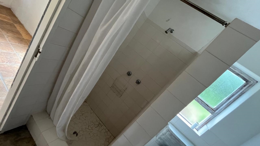 6 Bedroom Property for Sale in Oyster Bay Eastern Cape